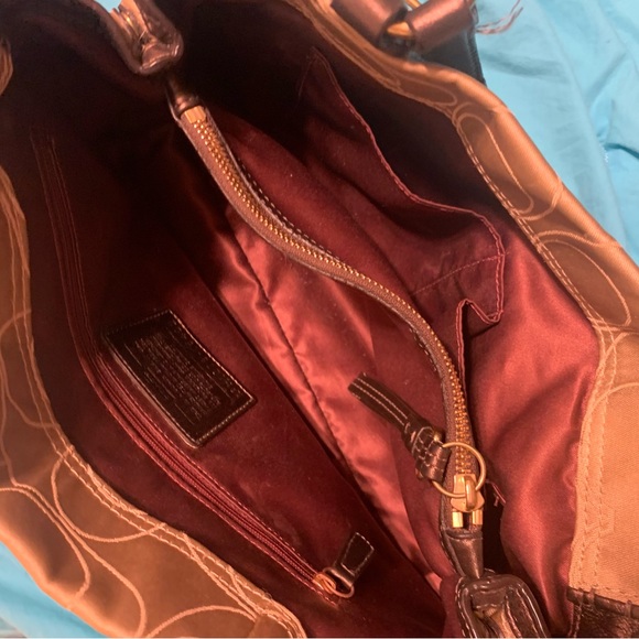 Coach handbag - Picture 8 of 15